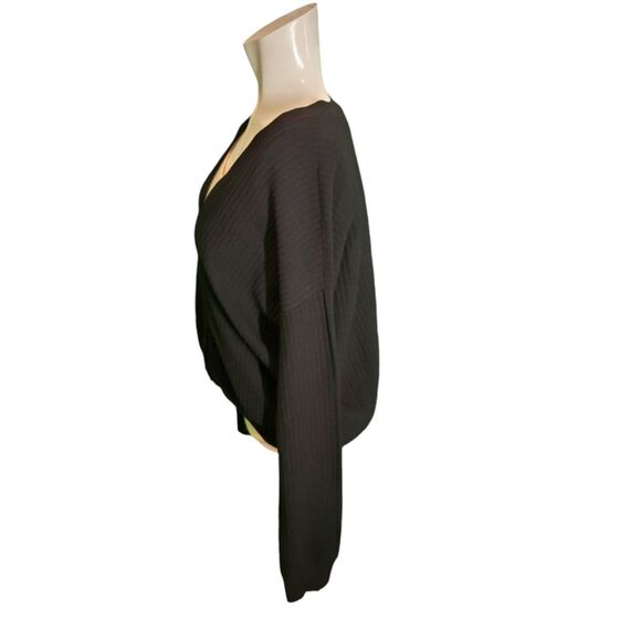 Leo & Sage Rib Knit Cardigan Cropped Sweater Mid Weight Sweater Black Sz L - Picture 3 of 6